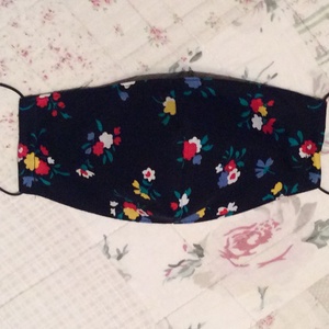 Fekete szinesvirágos maszk, Ruha & Divat, Maszk, Arcmaszk, Női, Varrás, MESKA