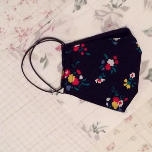 Fekete szinesvirágos maszk - ruha & divat - maszk, arcmaszk - női - Meska.hu