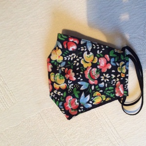 Fekete,rózsákkal, maszk - ruha & divat - maszk, arcmaszk - női - Meska.hu