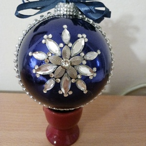 Királykék diszitett nagy gömb - Meska.hu