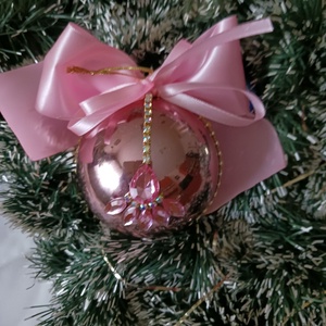 Rozegold,diszitett gömb - karácsony - karácsonyi lakásdekoráció - karácsonyfadíszek - Meska.hu