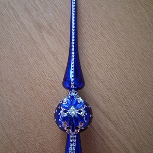 K�k csúcsdisz diszitve - Meska.hu