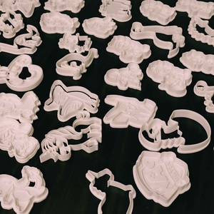 Dinoszaurusz sütikiszúró szett  5 figura, 2 részes formák süteményekhez, fondanthoz, gyurmához! - otthon & életmód - konyhafelszerelés, tálalás - sütés, főzés - sütikiszúró - Meska.hu