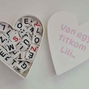 Valentin nap scrabble ajándék - egyedi feliratokkal, egyedi díszdobozban - játék & sport - puzzle - kirakó, kocka kirakó - Meska.hu