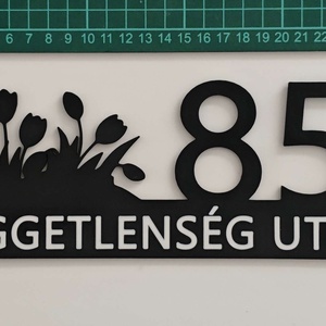 Egyedi tulipános házszám - kültéri házszám, UV-álló ASA - otthon & életmód - ház & kert - házszám - Meska.hu