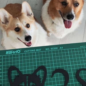 Egyedi corgis házszámtábla - kutyás és cicás házszám, kültéri UV-álló, kedvező áron - otthon & életmód - ház & kert - házszám - Meska.hu