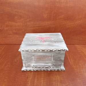 esküvői ajándék nászajándék díszdoboz ékszertartó doboz egyedidoboz faragott doboz gyűrűtartó kreatívajándék gerlepár  - Meska.hu