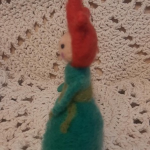 Tulipános manó lányka - otthon & életmód - dekoráció - manók - Meska.hu