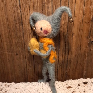 Csörgősipkás csillagmanó - otthon & életmód - dekoráció - manók - Meska.hu