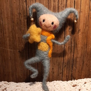 Csörgősipkás csillagmanó - otthon & életmód - dekoráció - manók - Meska.hu