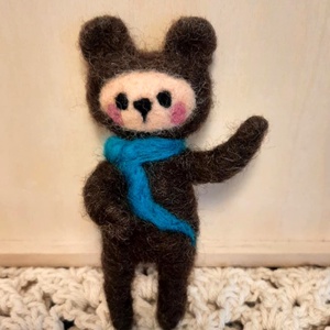 Sálas mackó - otthon & életmód - dekoráció - manók - Meska.hu