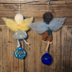 Nemez tündérpár üvegkristály napfogókkal - otthon & életmód - dekoráció - manók - Meska.hu