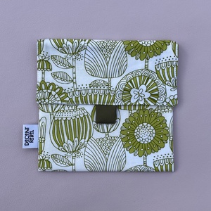 Uzsonnás tasak - fehér-zöld nagy virág mintás/zöld, Táska & Tok, Uzsonna- & Ebéd tartó, Szendvics csomagoló, Varrás, MESKA