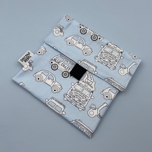 Uzsonnás tasak - autók/világoskék-fekete, Táska & Tok, Uzsonna- & Ebéd tartó, Szendvics csomagoló, Varrás, MESKA