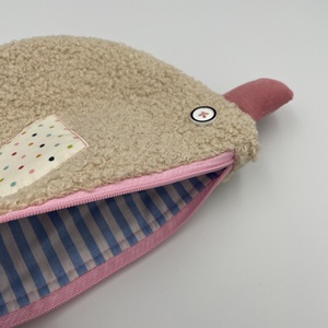 Kacsa haver pipere táska - tört fehér buklé/rózsaszín kord - táska & tok - neszesszer - Meska.hu