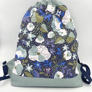 Összehúzható hátizsák virágos mintával, bútorszövettel - menta/sötétkék - táska & tok - hátizsák - tornazsák, gymbag - Meska.hu
