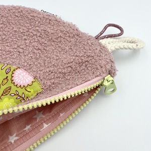 Kacsa haver pipere táska - rózsaszín buklé/zöld csőr - táska & tok - neszesszer - Meska.hu