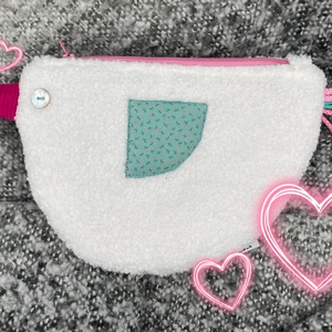 Kacsa haver pipere táska - fehér buklé/türkiz, magenta csőr, Táska & Tok, Neszesszer, Varrás, MESKA
