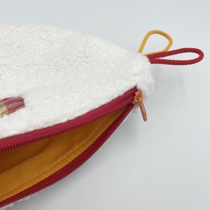 Kacsa haver pipere táska - fehér buklé/kockás, sárga csőr - táska & tok - neszesszer - Meska.hu