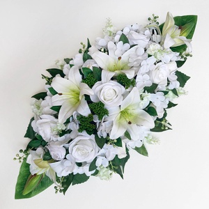 Liliomos asztaldísz esküvőre, Esküvő, Dekoráció, Asztaldísz, Virágkötés, MESKA