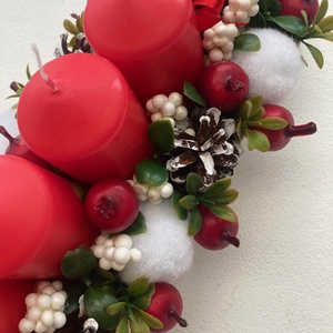 Adventi asztaldísz piros fehér almás - karácsony - adventi díszek - adventi koszorú - Meska.hu