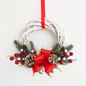 Karácsonyi ajtódísz piros fehér - Meska.hu