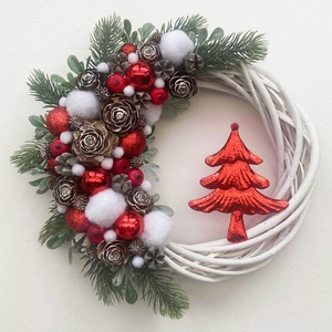 Karácsonyi ajtódísz piros fenyőfás - Meska.hu