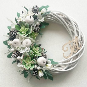 Téli ajtódísz kövirózsákkal - Meska.hu