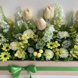 Nagy tavaszi virágláda asztaldísz - otthon & életmód - dekoráció - asztal és polc dekoráció - asztaldísz - Meska.hu