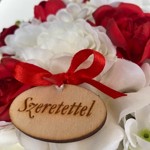 Anyák napi virágdoboz piros tulipánokkal - otthon & életmód - virágdekoráció - virágok - virágbox - Meska.hu