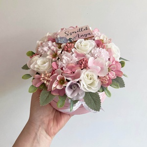 Anyák napi virágdoboz rózsaszín - otthon & életmód - virágdekoráció - virágok - virágbox - Meska.hu