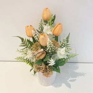 Tulipános asztaldísz anyák napjára - otthon & életmód - virágdekoráció - virágdíszek - asztali virágdísz - Meska.hu