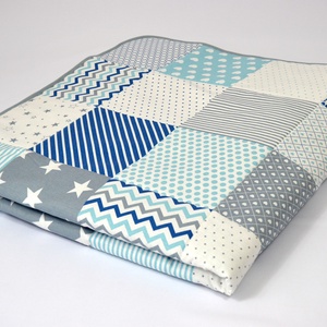 Világoskék patchwork ágytakaró - otthon & életmód - lakástextil - ágytakaró - Meska.hu