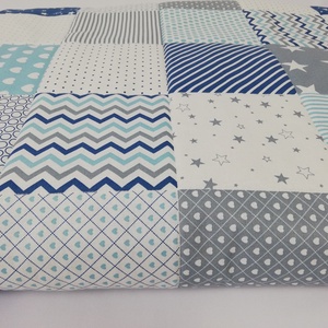 Világoskék patchwork mintájú falvédő - otthon & életmód - lakástextil - Meska.hu