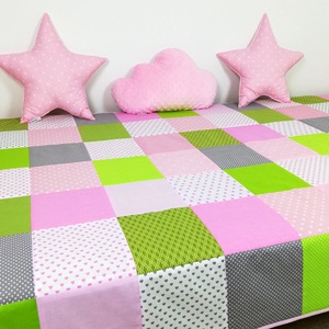 Rózsaszín-zöld patchwork ágytakaró, Otthon & Lakás, Lakástextil, Ágytakaró, Varrás, Meska