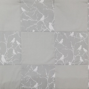 Madárkás szürke patchwork falvédő - otthon & életmód - babaszoba, gyerekszoba - falvédő gyerekszobába - Meska.hu