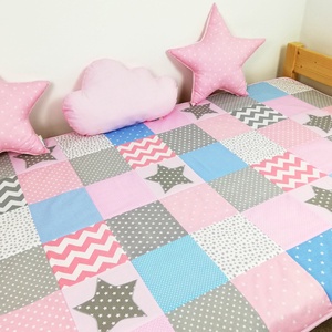 Rózsaszín-világoskék csillagos patchwork ágytakaró, Otthon & Életmód, Lakástextil, Ágytakaró, Varrás, MESKA