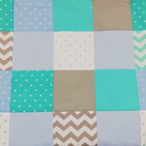 Világoskék-menta patchwork falvédő - otthon & életmód - babaszoba, gyerekszoba - falvédő gyerekszobába - Meska.hu