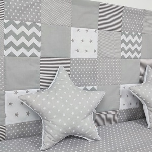 Szürke patchwork falvédő - otthon & életmód - babaszoba, gyerekszoba - falvédő gyerekszobába - Meska.hu
