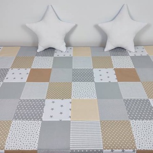 Szürke-drapp patchwork ágytakaró - otthon & életmód - lakástextil - ágytakaró - Meska.hu