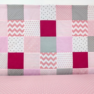 Rózsaszín patchwork falvédő - otthon & életmód - babaszoba, gyerekszoba - falvédő gyerekszobába - Meska.hu