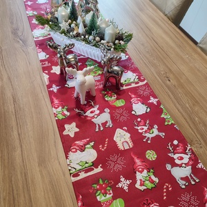 Karácsonyi mintás textil asztalfutó, asztalterítő, Karácsony, Karácsonyi lakásdekoráció, Ünnepi asztaldekoráció, Varrás, MESKA