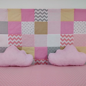 Rózsaszín-krém patchwork falvédő - otthon & életmód - babaszoba, gyerekszoba - falvédő gyerekszobába - Meska.hu