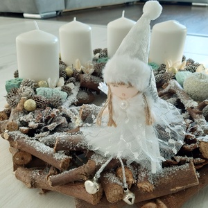 Angyalszárnyon adventi koszorú - Meska.hu