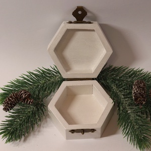 Cinkés karácsonyi ajándékdoboz - karácsony - karácsonyi ajándékozás - karácsonyi ajándékcsomagolás - Meska.hu