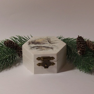 Fehér karácsonyi ajándékdoboz - karácsony - karácsonyi ajándékozás - karácsonyi ajándékcsomagolás - Meska.hu