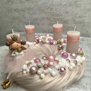 Királylányka rózsaszín adventi koszorú - karácsony - adventi díszek - adventi gyertyadíszek és koszorúdíszek - Meska.hu