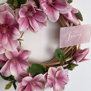 Tavaszi magnóliás koszorú ajtóra - otthon & életmód - dekoráció - ajtó- és ablak dekoráció - ajtódísz & kopogtató - Meska.hu
