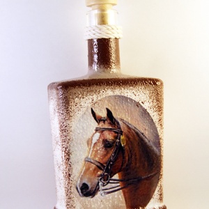 Ló motívummal díszített  pálinkás üveg - ( 0,5 L )  , Otthon & Életmód, Díszüveg, Dekoráció, Asztal és polc dekoráció, Decoupage, transzfer és szalvétatechnika, MESKA