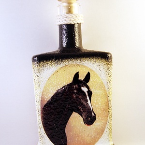 Ló motívummal díszített dugós  pálinkás üveg ( 0,5 l ) , Otthon & Életmód, Dekoráció, Díszüveg, Asztal és polc dekoráció, Decoupage, transzfer és szalvétatechnika, MESKA